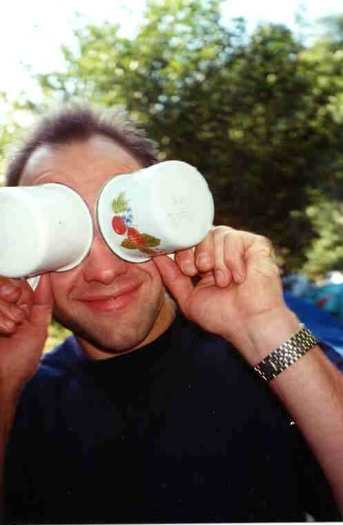 ar2.jpg (16980 Byte)