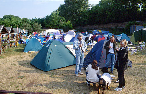 lager2.jpg (79311 Byte)